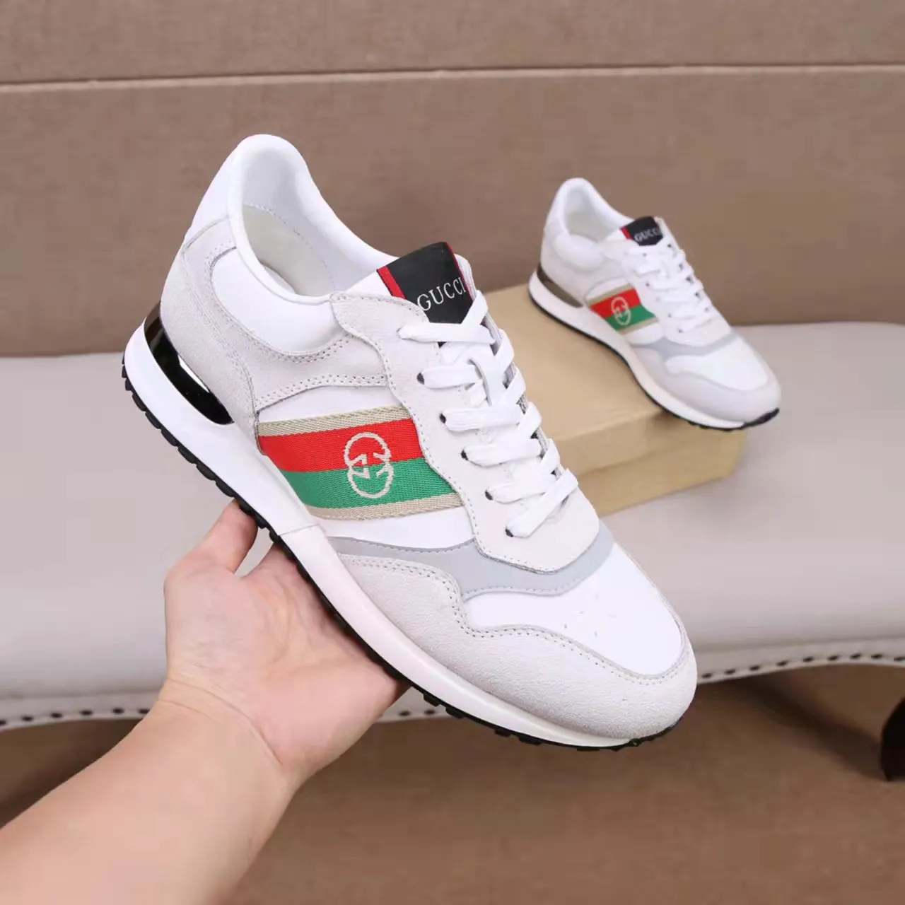p420 [Gucci Sports Men's Shoes] Gucci fashionable casual men's shoes 🇨🇳Original 1:1 mold, new model debuts first 💯Not high-profile but avant-garde, simple, low-key and fashionable, super versatile style 🌿Original cowhide production ➕Sheepskin lining🎋The version is comfortable on the feet, first-class workmanship🍍38-44 Large quantities in stock